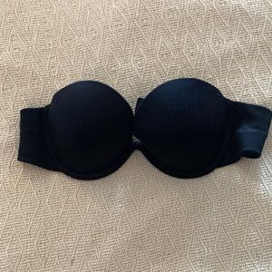 🖤Victoria’s Secret strapless black bra 34A🖤